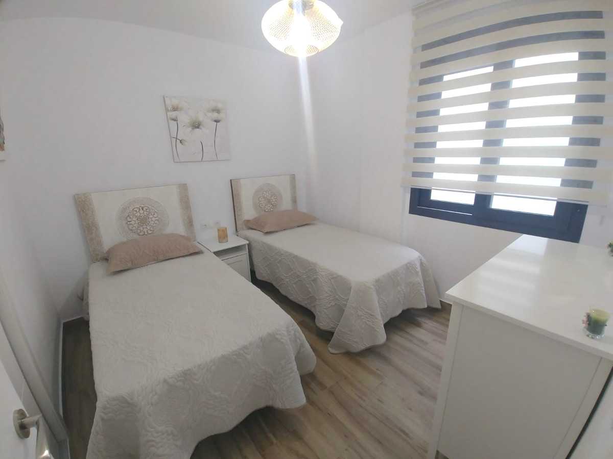 Condominium in Fuengirola, Andalucía 10996530