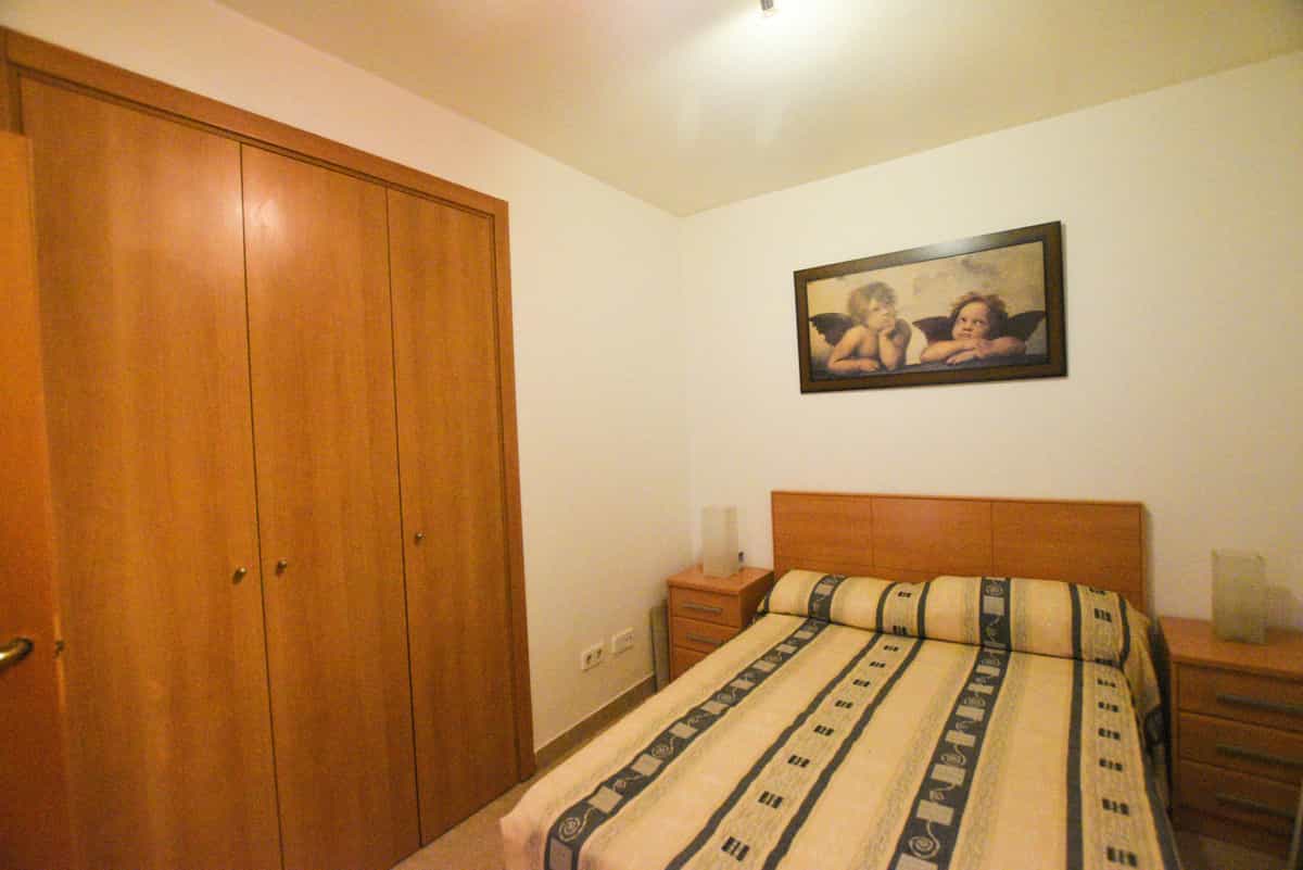 Condominium in Manilva, Andalusia 10996851