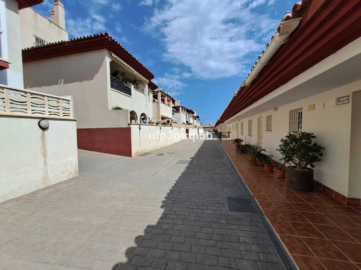 Condominium in Benalmádena, Andalucía 10997070