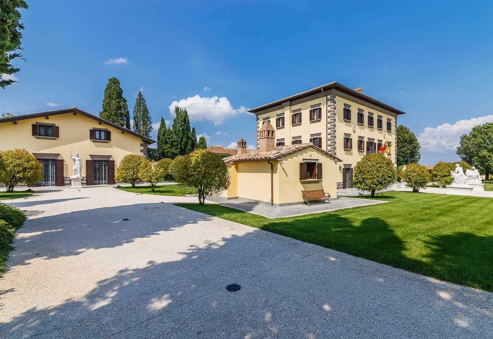 بيت في Siena, Tuscany 10997188