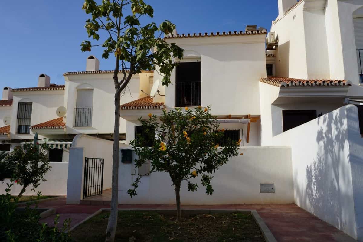 Talo sisään Vélez-Málaga, Andalusia 10997255