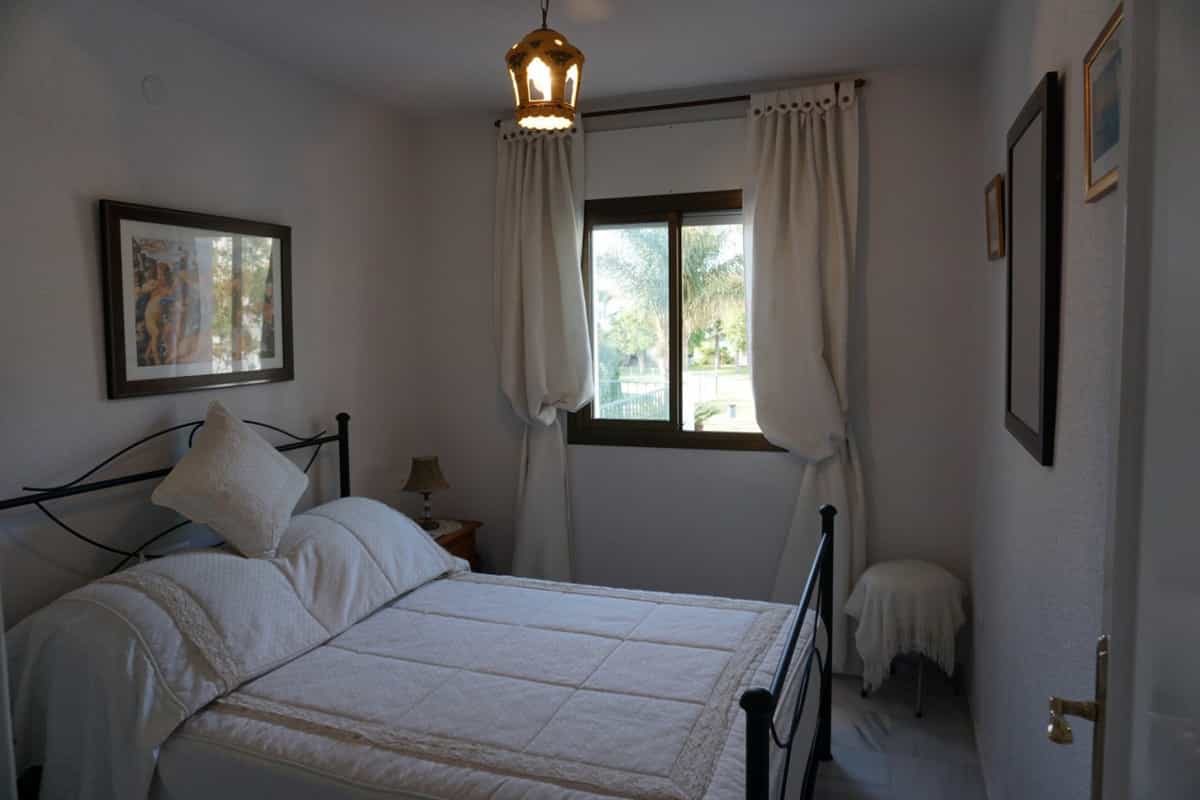 σπίτι σε Vélez-Málaga, Andalusia 10997255
