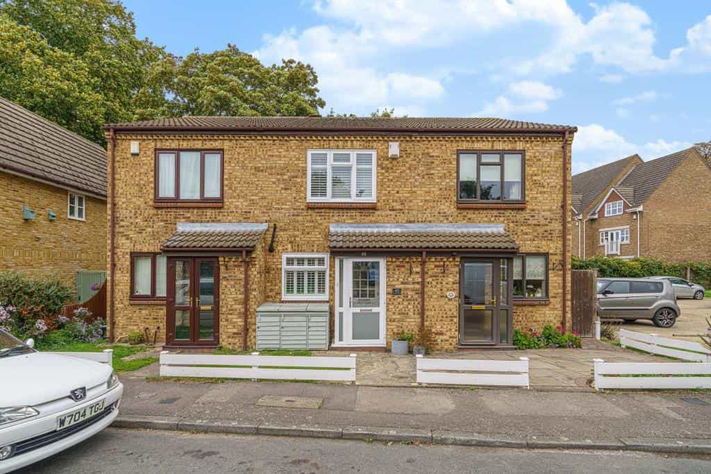 House in Elmers End, Bromley 10997514