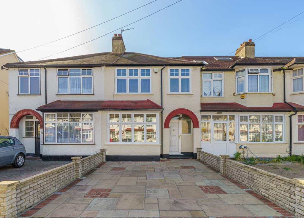 House in Elmers End, Bromley 10997533