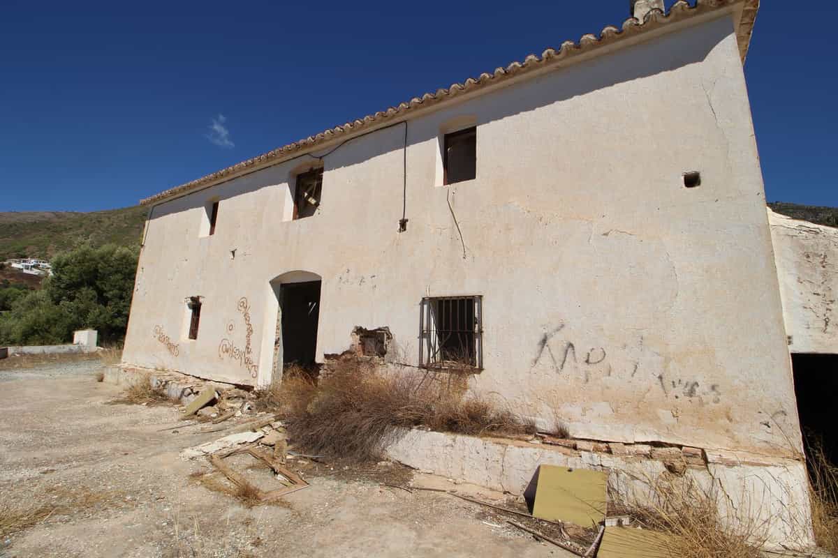 Tanah dalam Mijas, Andalusia 10997647