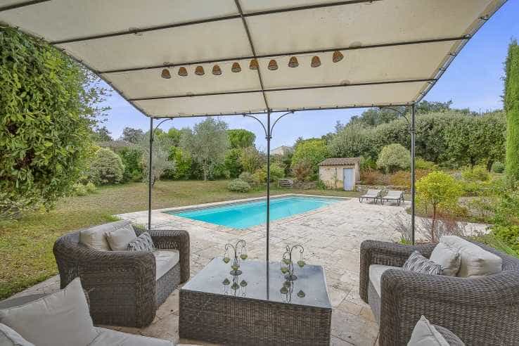 Rumah di Le Chateau, Provence-Alpes-Cote d'Azur 10997680