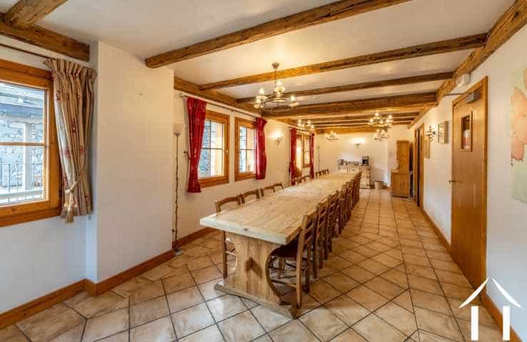 House in Le Pra, Auvergne-Rhone-Alpes 10997701