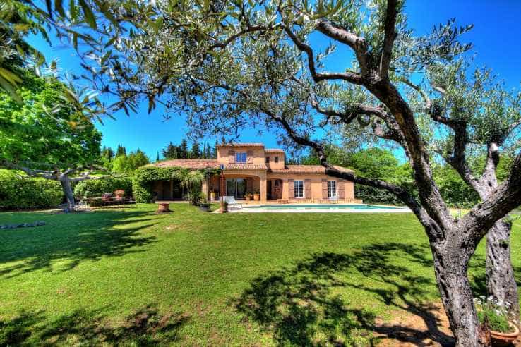 Rumah di Salernes, Provence-Alpes-Cote d'Azur 10997706