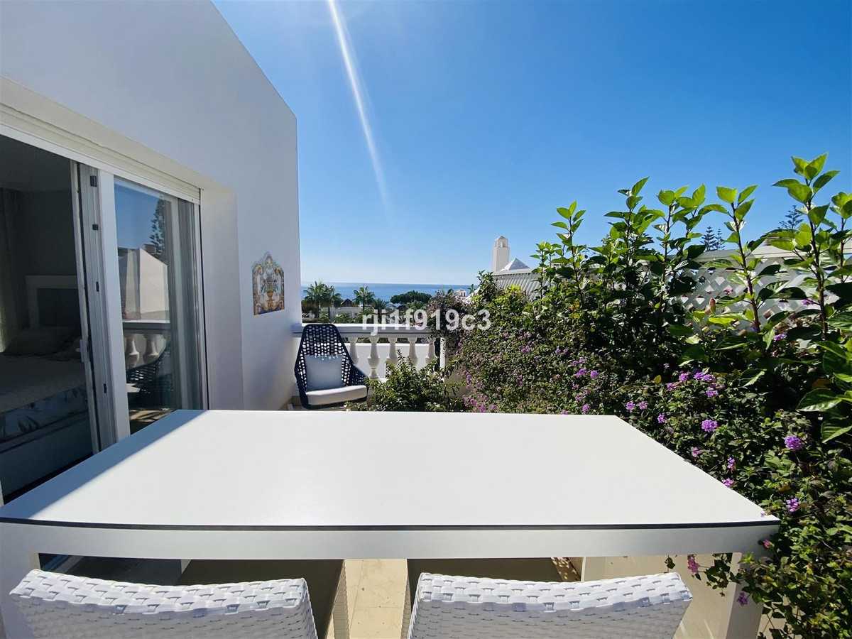 House in Marbella, Andalucía 10997818