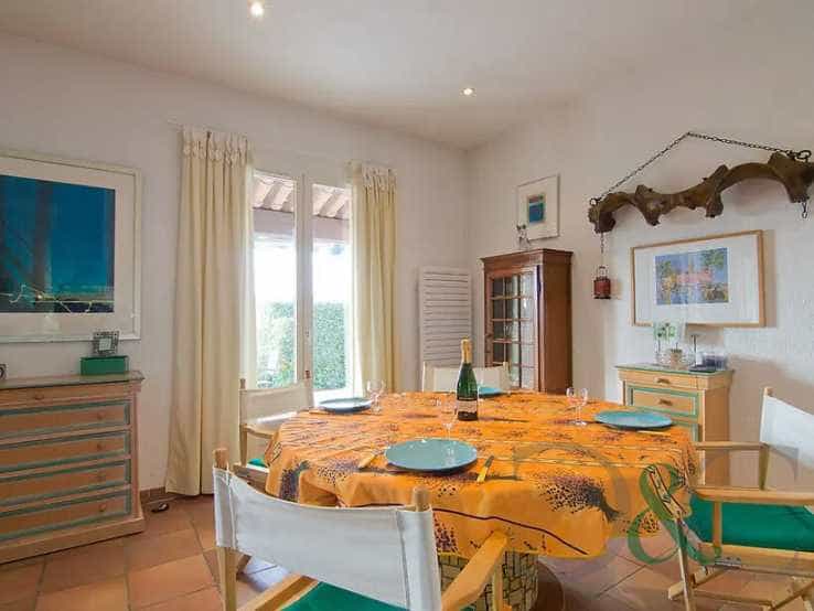 Casa nel Bormes-les-Mimosas, Provenza-Alpi-Costa Azzurra 10997970