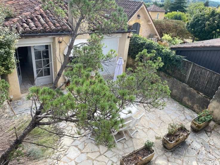 House in Vitrac, Nouvelle-Aquitaine 10997976