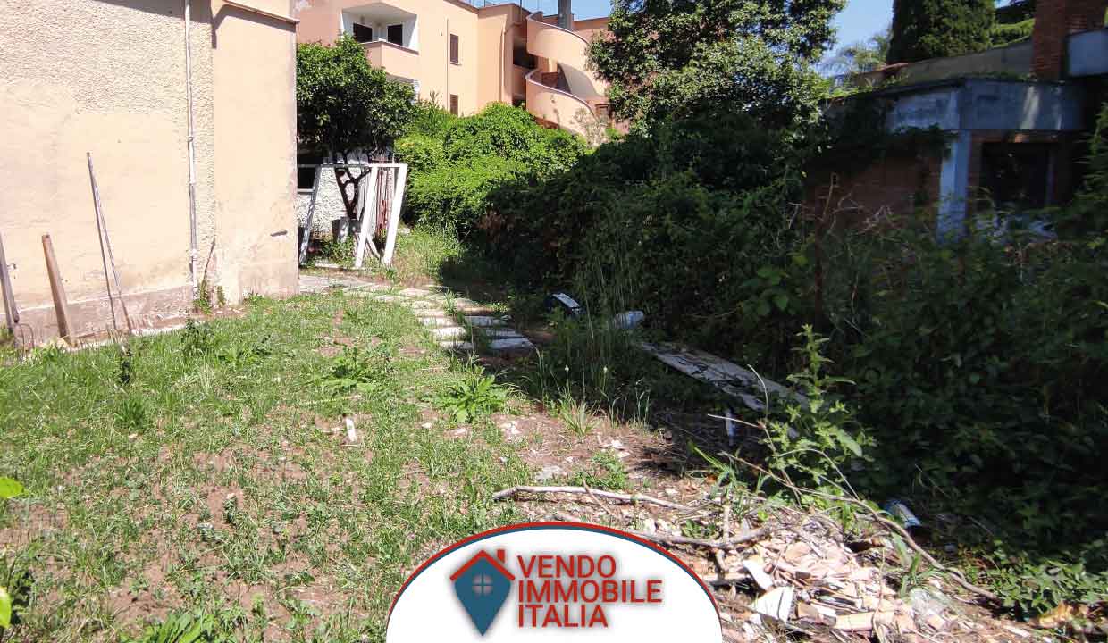 Condominium in Sabaudia, Lazio 10998042
