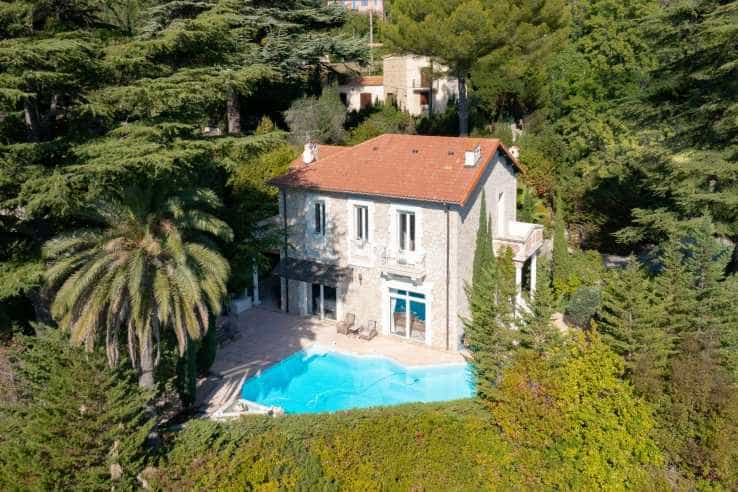 Huis in Grasse, Provence-Alpes-Côte d'Azur 10998072