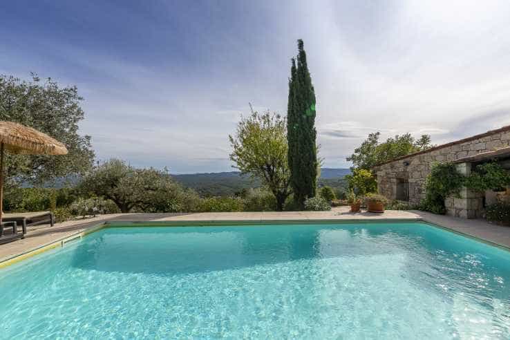 loger dans Seillans, Provence-Alpes-Côte d'Azur 10998107