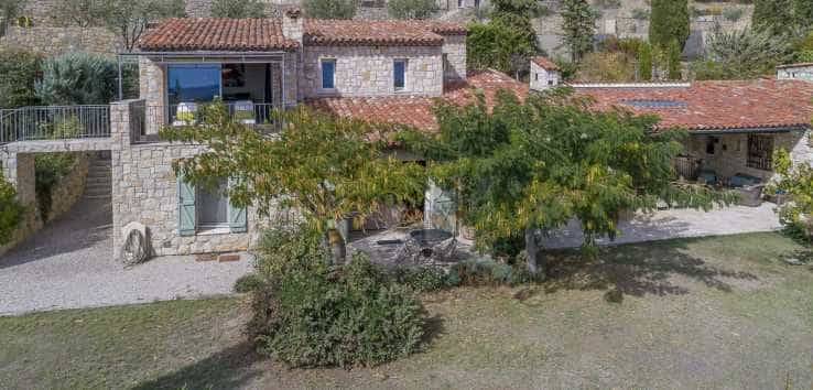 房子 在 Seillans, Provence-Alpes-Côte d'Azur 10998107