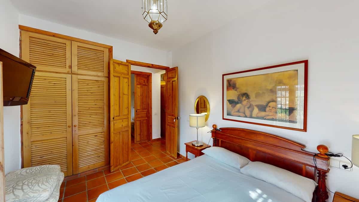 Haus im Sayalonga, Andalusia 10998369