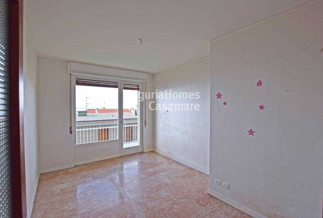 Kondominium dalam Ospedaletti, Liguria 10998467