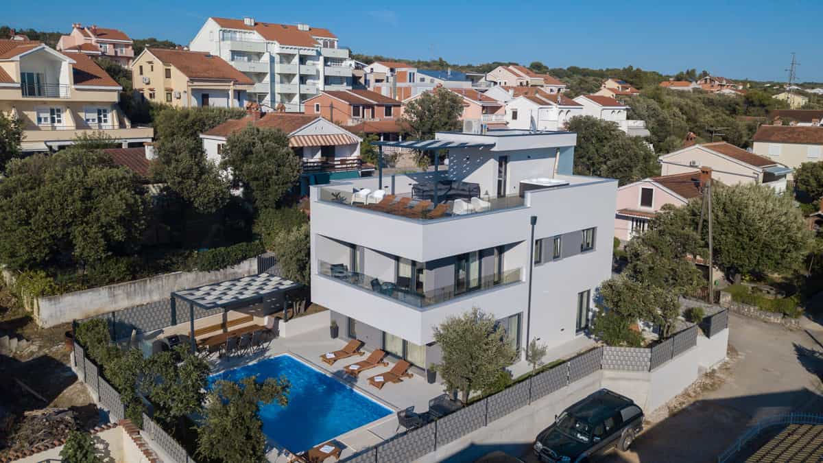 Rumah di Zadar, Zadar County 10998590