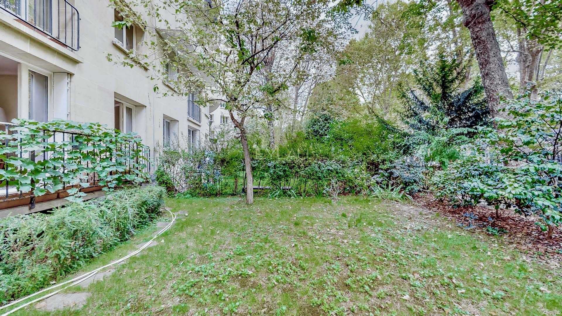 Condominium dans Neuilly-sur-Seine, Ile de France 10998801