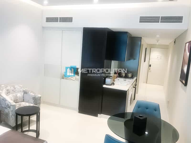 Condominium in Dubai, Dubayy 10999262