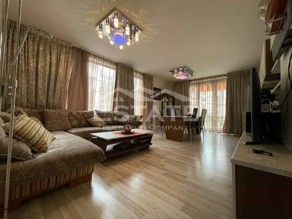Condominium in Nesebar, Burgas 10999319