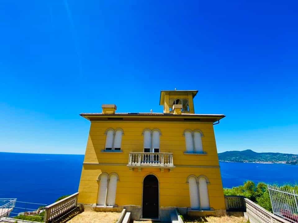 Hus i , Liguria 10999466