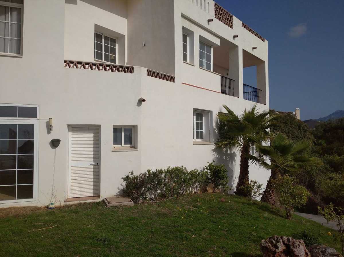 Rumah di Benahavís, Andalusia 10999481