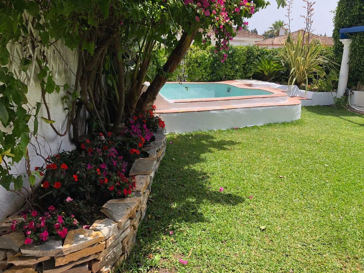 Casa nel Marbella, Andalusia 10999504