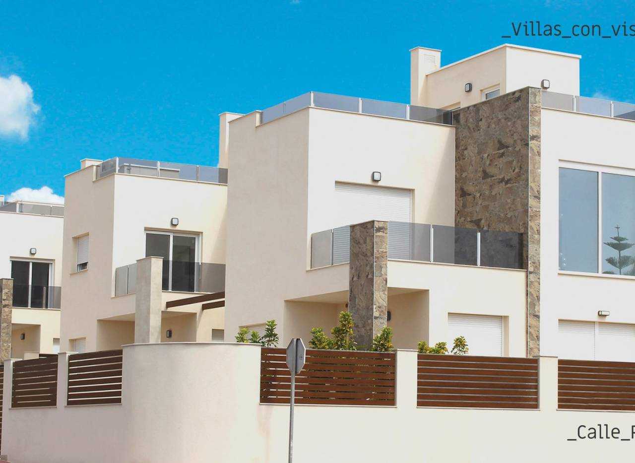 House in Torrevieja, Valencian Community 10999553
