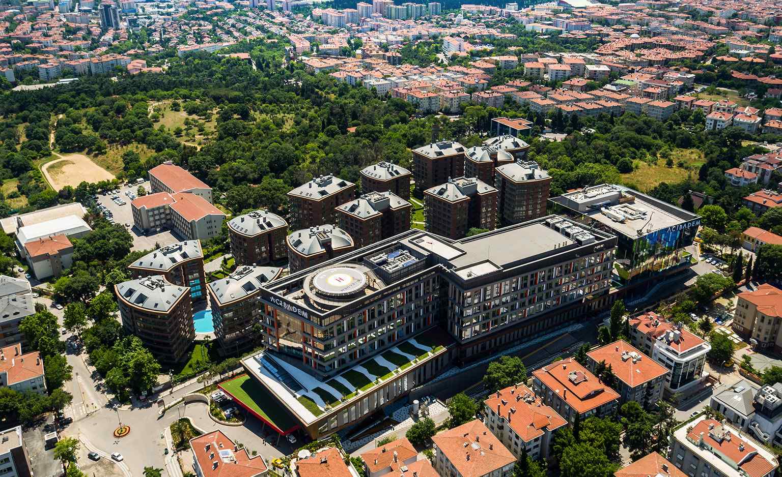 Condominium in Umraniye, Istanbul 10999674