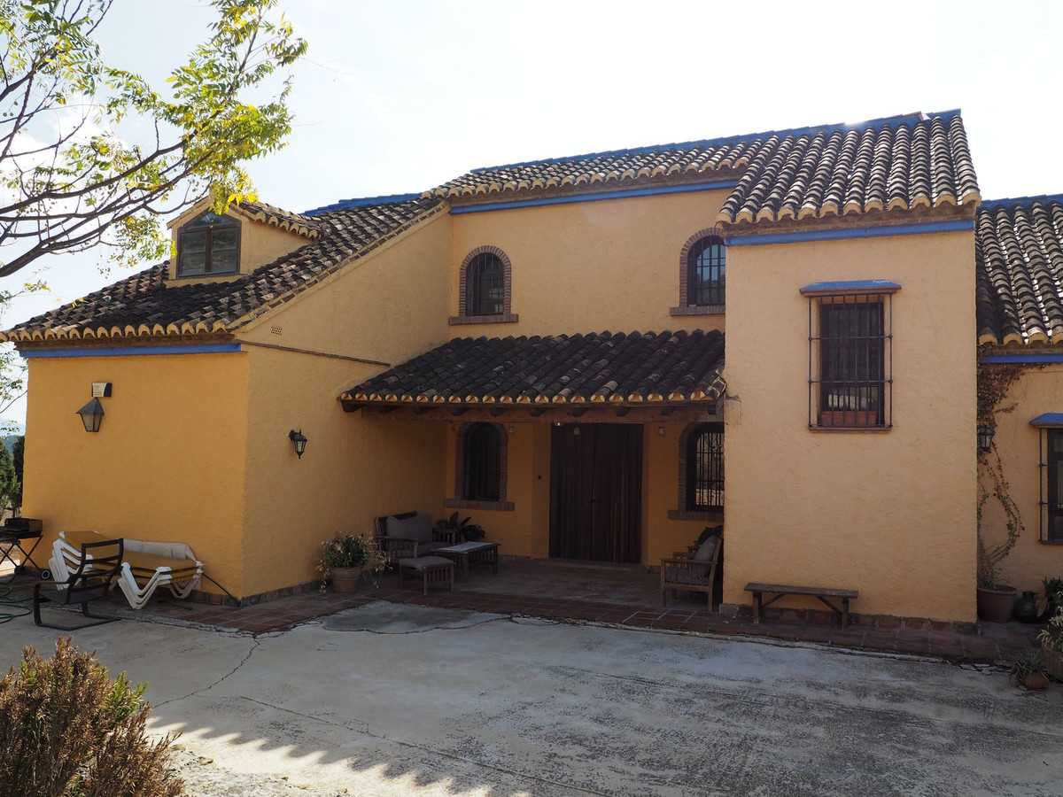 House in Carratraca, Andalusia 10999719
