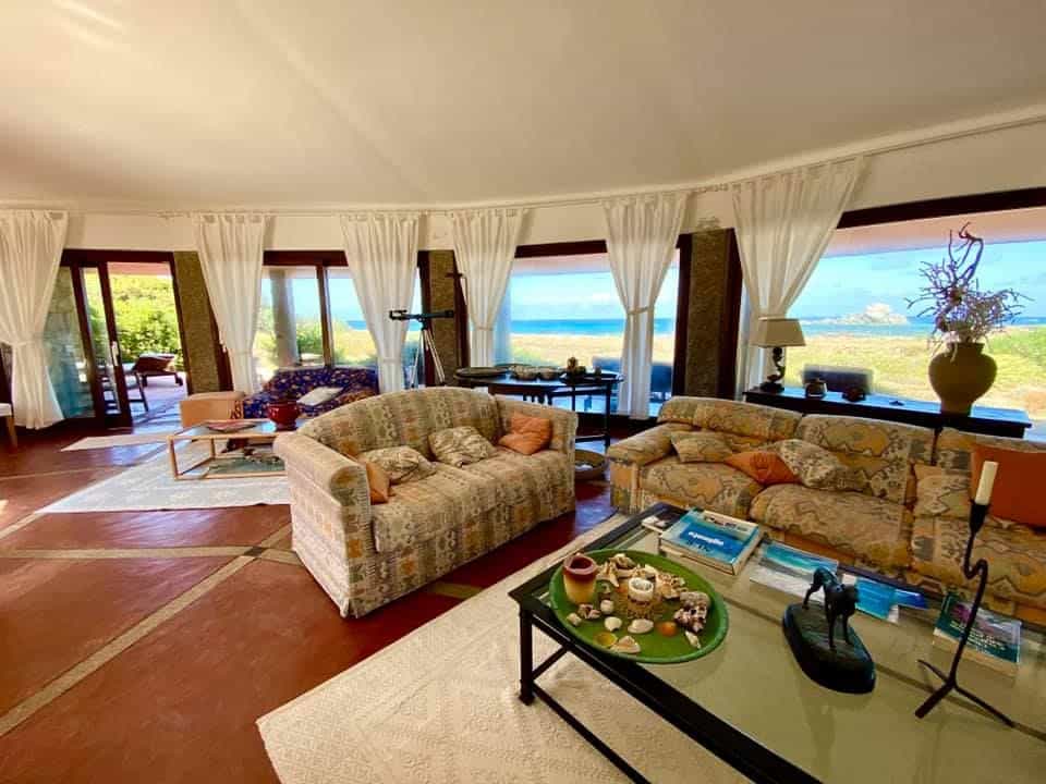 жилой дом в Costa Paradiso, Sardegna 10999724