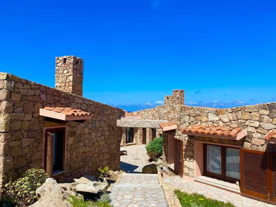 rumah dalam Costa Paradiso, Sardegna 10999724
