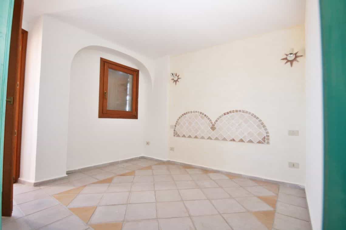 House in Cannigione, Sardinia 10999807