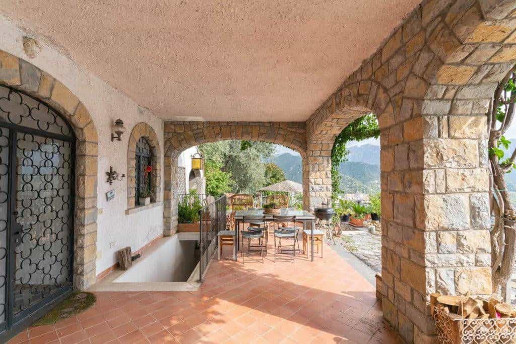 House in Amalfi, Campania 11000048