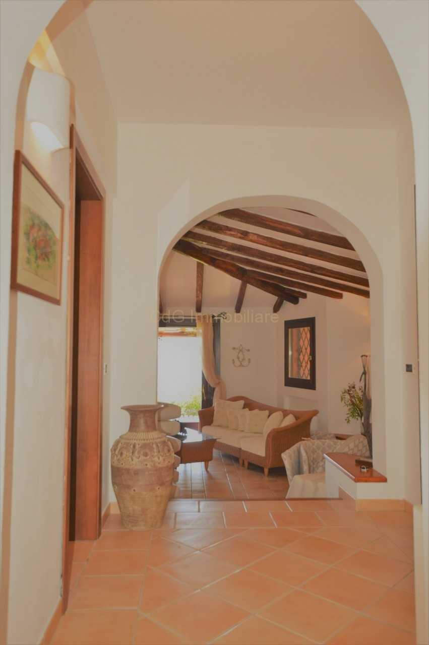 Huis in Porto Cervo, Sardinia 11000297