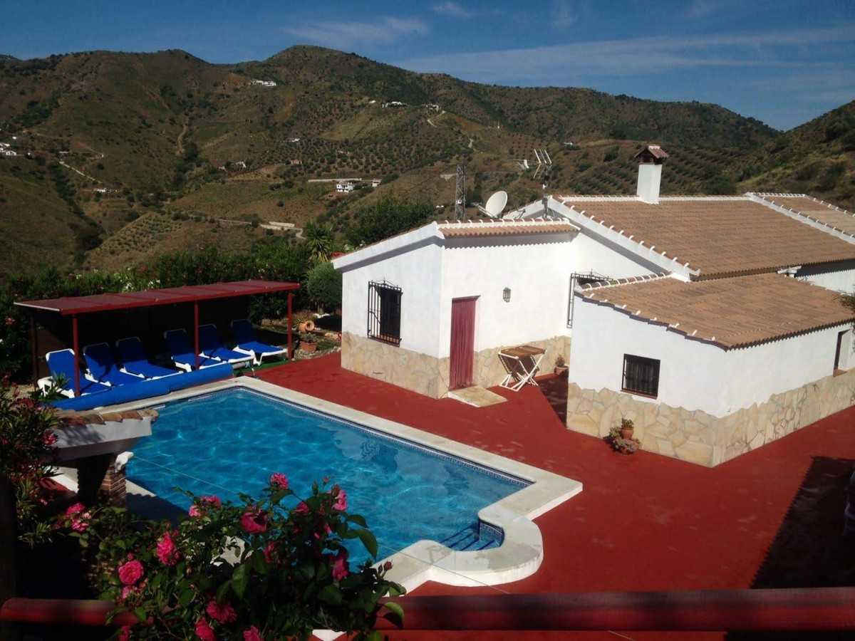 House in Almachar, Andalusia 11001095