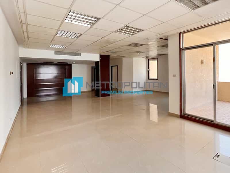 Kantor di Ferij al Muhadham, Dubayy 11001100