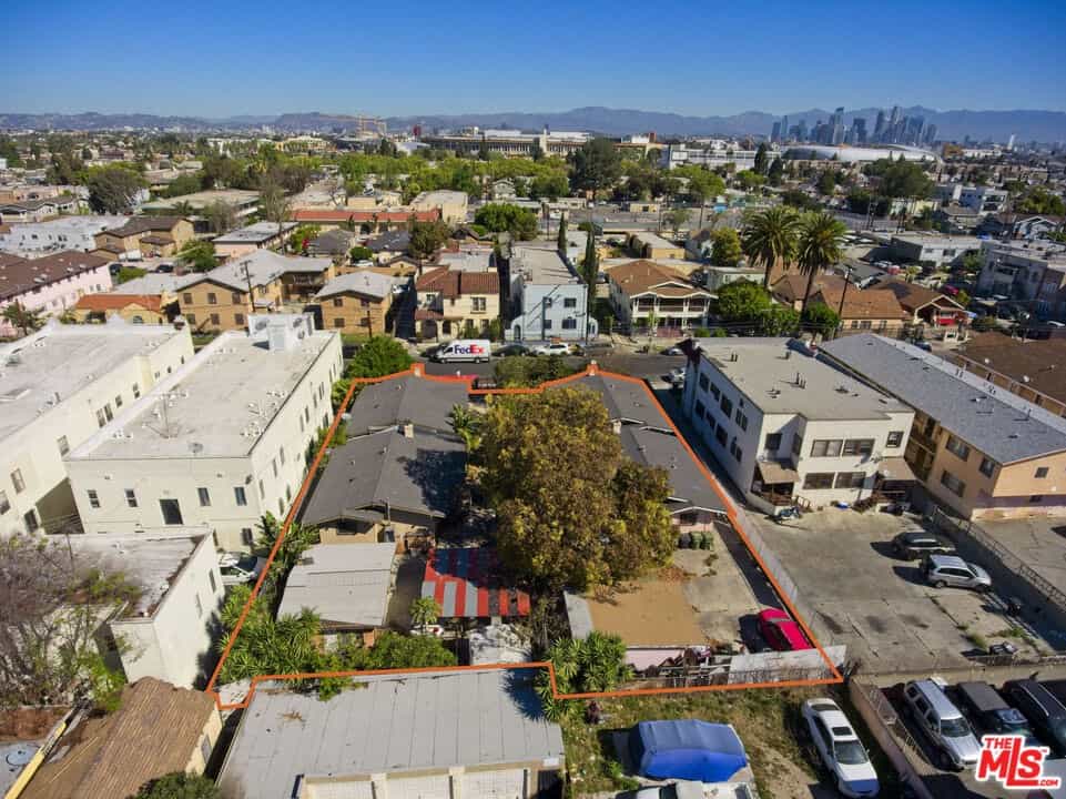 Condominium in Los Angeles, California 11001794