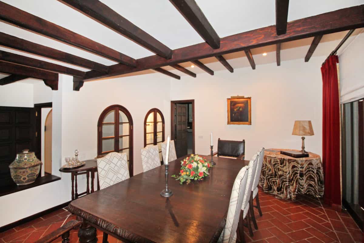 मकान में Ubrique, Andalucía 11002012