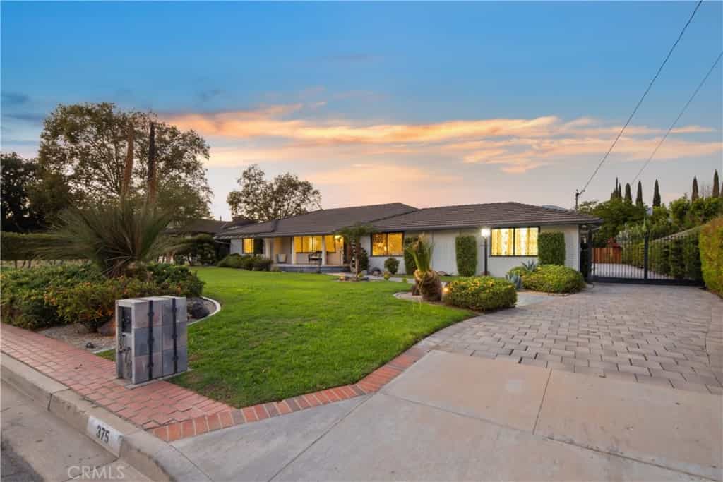 Hus i Arcadia, California 11002091