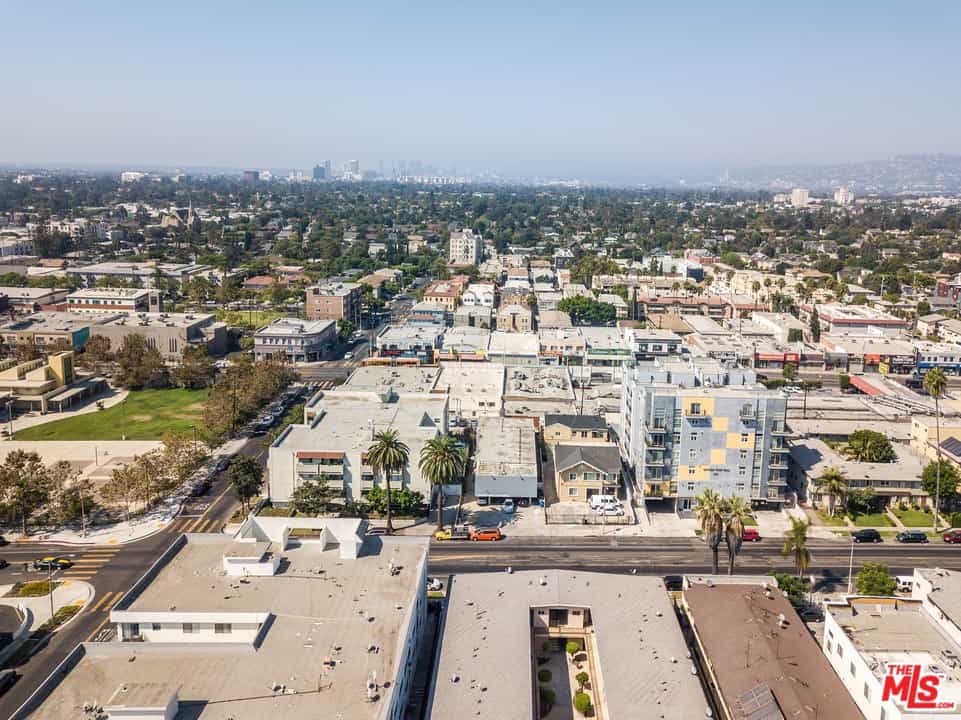 Condominium in Parklabrea, Californië 11002600