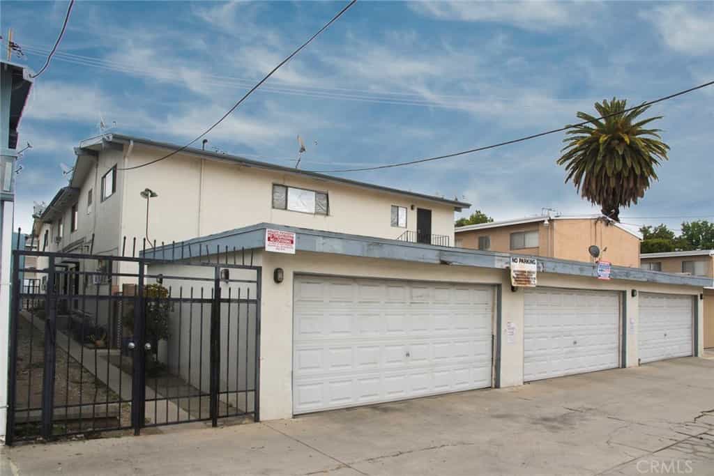 Condominium in West Whittier, Californië 11003125