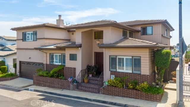 House in Baldwin Hills, California 11003291