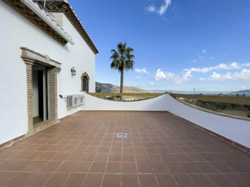 casa no Alhaurín el Grande, Andaluzia 11004300