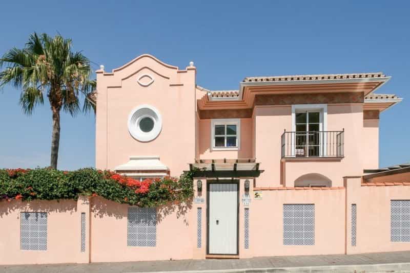 rumah dalam Fuengirola, Andalusia 11004339