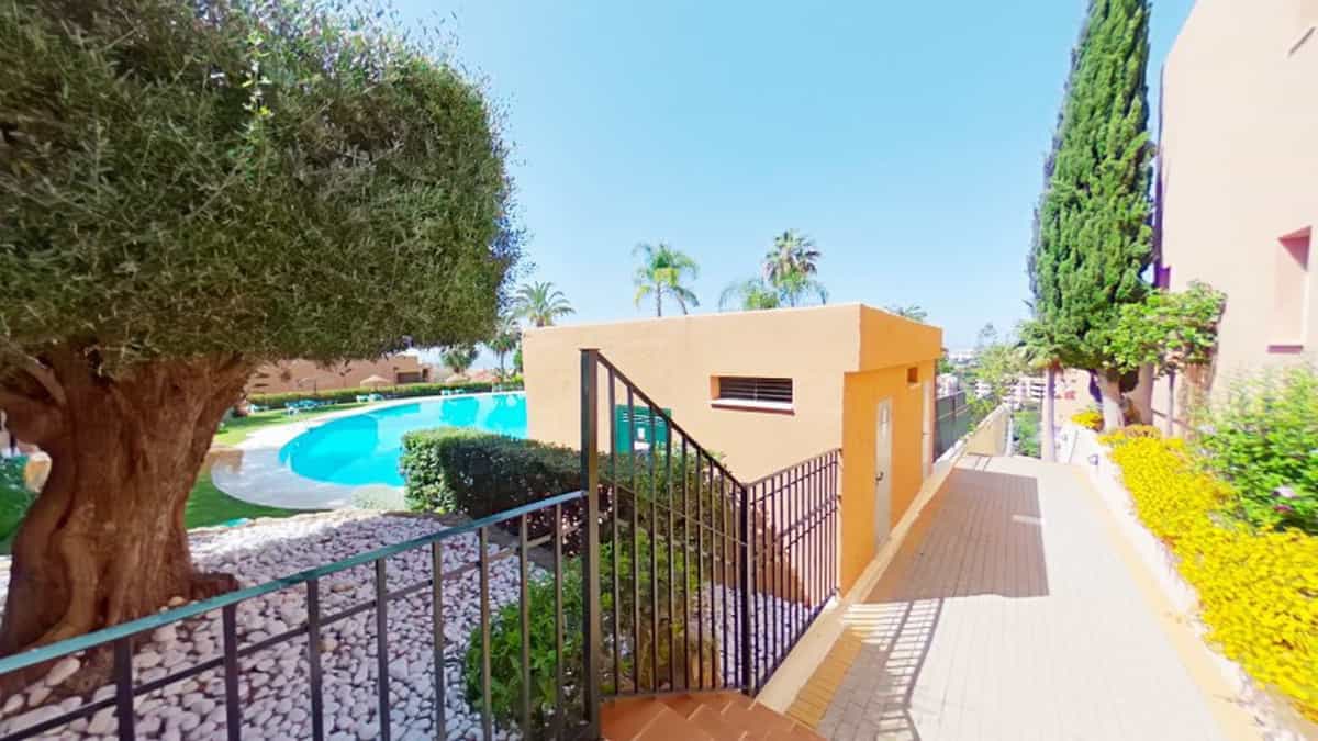 Condominium dans Marbella, Andalucía 11004500
