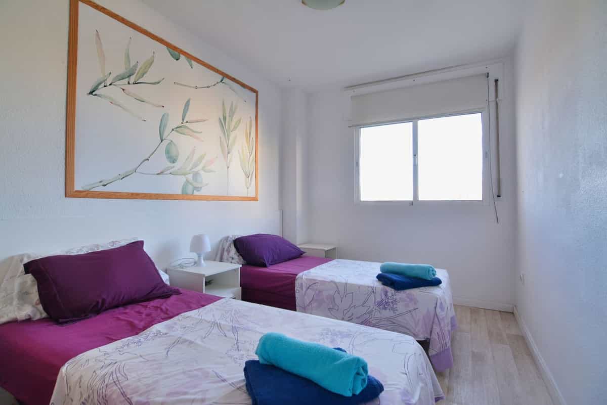 Condominium dans Fuengirola, Andalucía 11004933