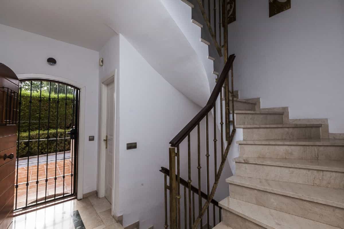 Rumah di Marbella, Andalusia 11005381