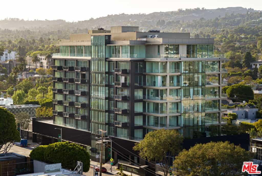 Condominium in West Hollywood, California 11005480